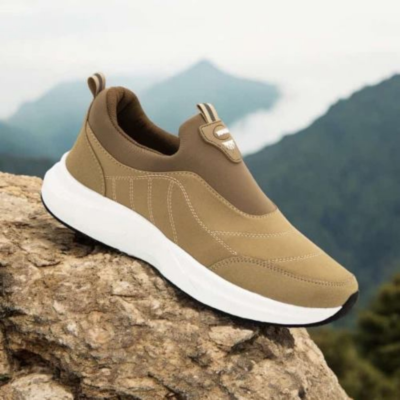 Brown casual sneakers